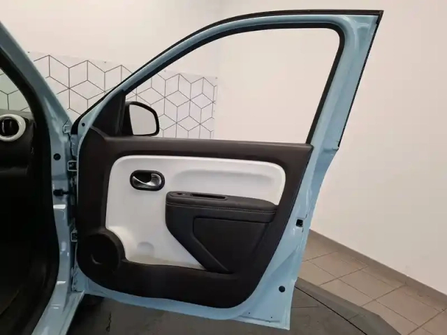 Renault Twingo iii achat intégral - 21 — photo 18