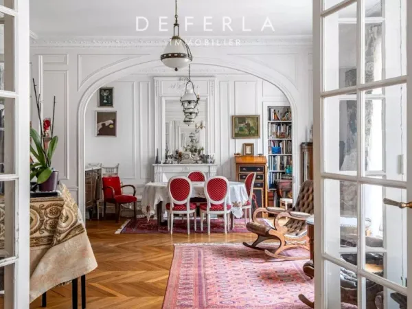 Appartement 8 pièces 183 m²