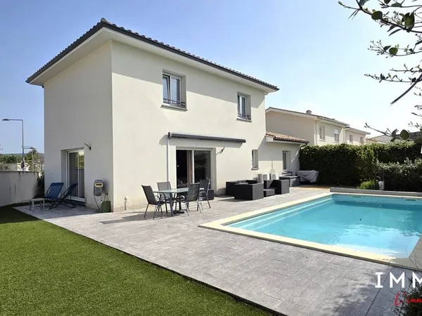 Villa 5 pièces 123 m²