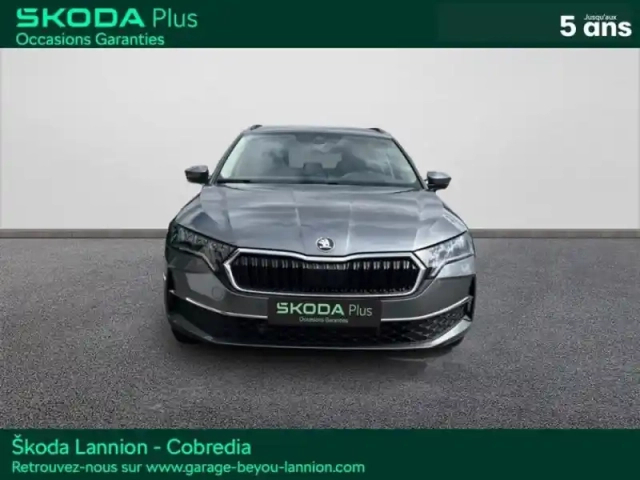 Skoda Octavia combi 2.0 tdi scr 150ch selection dsg7 — photo 2
