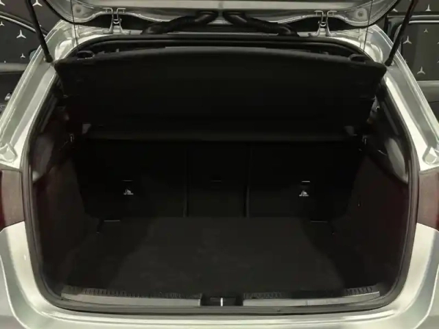 Mercedes Classe A 180 style line — photo 10