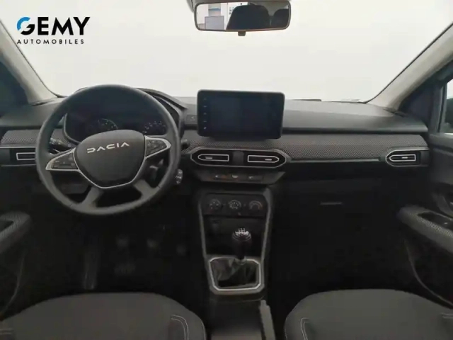 Dacia Sandero sce 65 gsr2 — photo 8