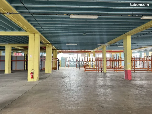 Local 1150 m² Bobigny