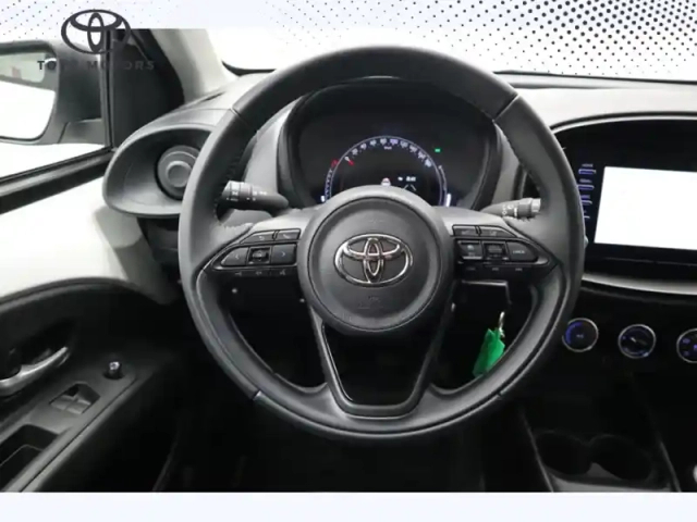 Toyota Aygo 1.0 vvt-i 72 dynamic — photo 15