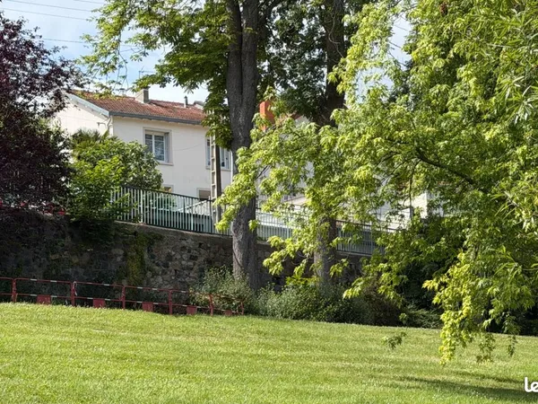 Maison 7 pièces 185 m²