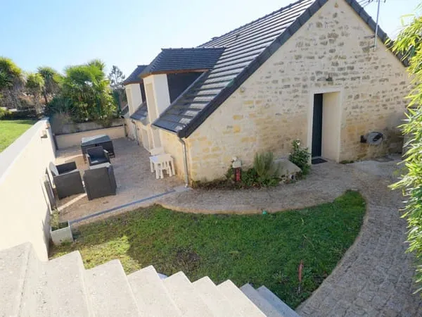 Maison 6 pièces 174 m²