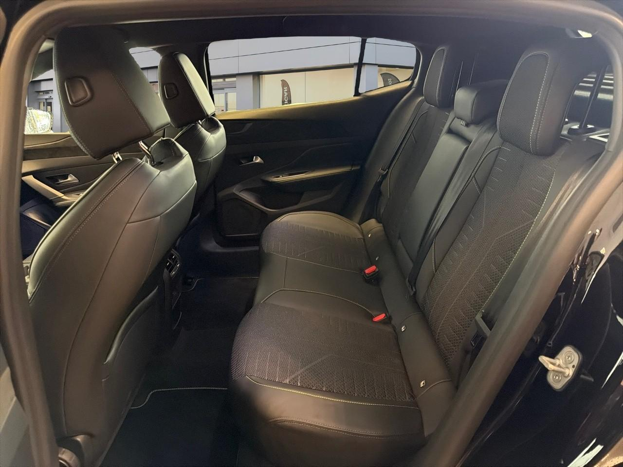 Peugeot 408 hybrid 145ch gt e-dcs6 — photo 10