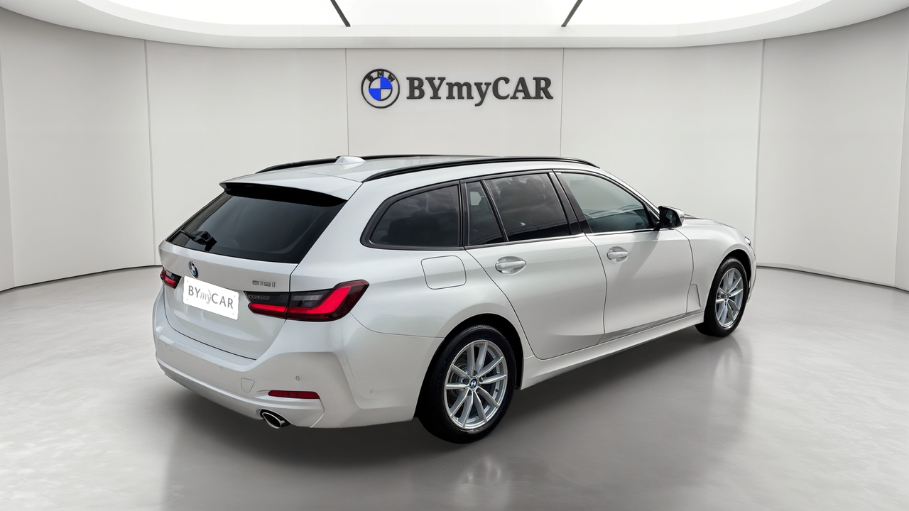 BMW Touring 318i 156 ch BVA8 — photo 5