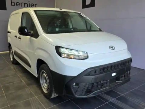 Toyota Proace city medium 100 d-4d start my25