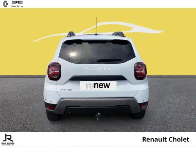 Dacia Duster 1.0 eco-g 100ch  journey + 4x2 — photo 11
