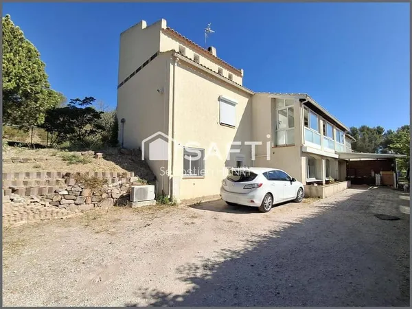 Maison 5 pièces 194 m²