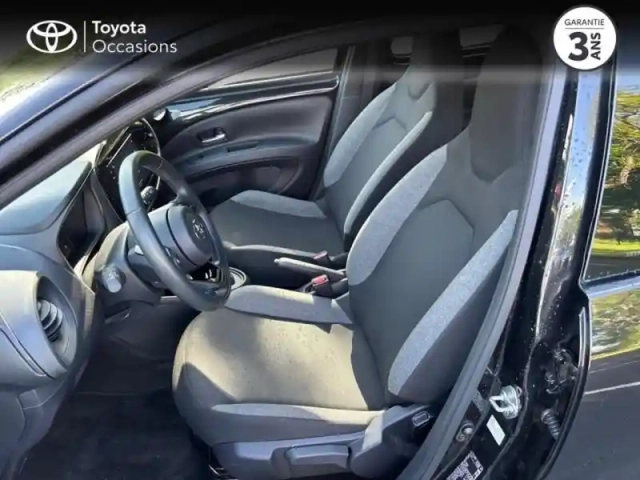 Toyota Aygo x 1.0 vvt-i 72ch dynamic s-cvt my24 — photo 3