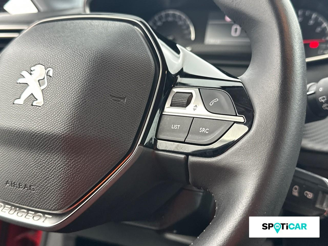 Peugeot 208 1.2 puretech 100ch s&s style — photo 17