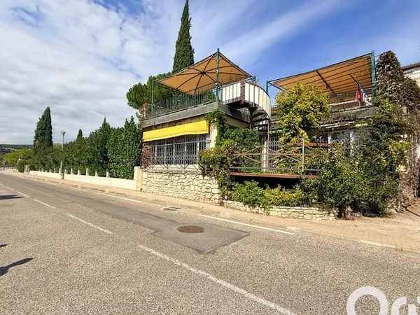 Immeuble 15 pièces 261 m²