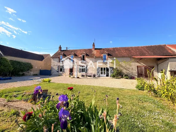 Jolie longère T6 avec grange sur 1500 m2 clos
