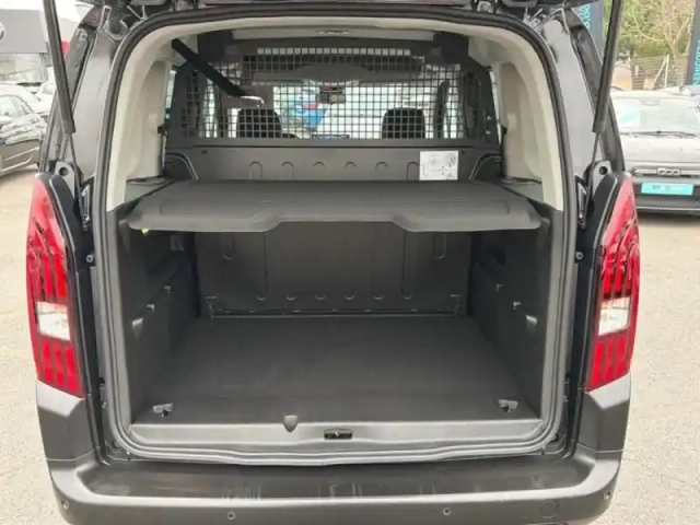 Peugeot Rifter 1.5 bluehdi 130ch allure eat8 à  taille m — photo 6