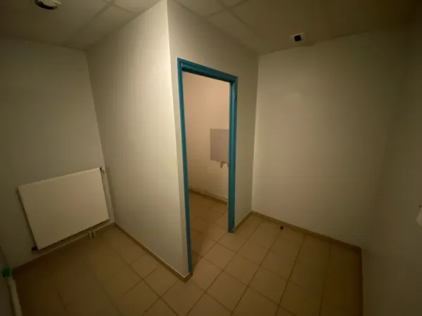 Loue parking 9m² avec lumière