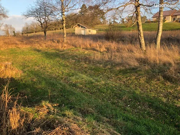 Terrain constructible avec grange