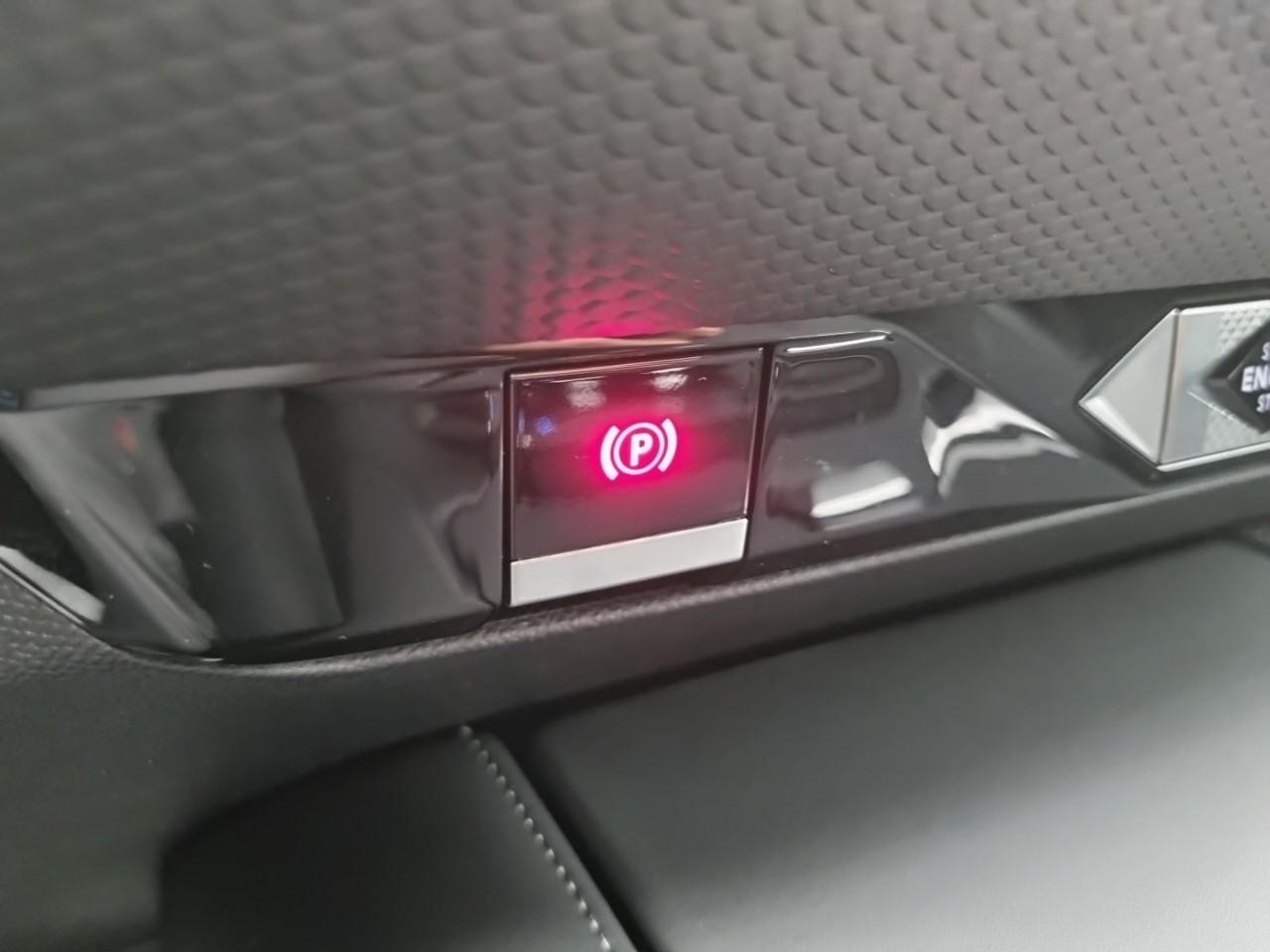 Ds Ds 4 hybride 136 e-dct6 pallas — photo 18