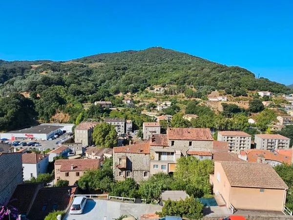Appartement 3 pièces - 60 m² - Sartène (20100)