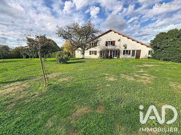 Maison familiale 6 pièces 147 m²