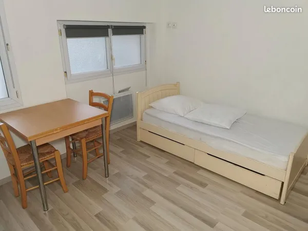 Loue SStudio pour Etudiant ou Ouvrier NANTES CENTRE