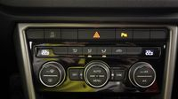 Volkswagen T-Roc 1.0 TSI 110ch Lounge — photo 26