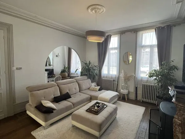 Maison 9 pièces 170 m²