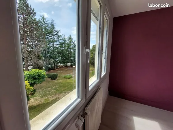 T2 Rénové 50 m² + Balcon, Parking Couvert & Cave - Tram 2 Bourgeonnière (Vente Particulier)
