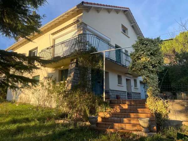 Maison 5 pièces 162 m²