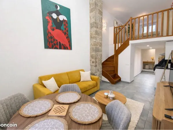 Appartement de charme 39 m² avec mezzanine - Entièrement rénové et meublé - Bail mobilité