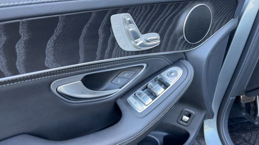 Mercedes Classe GLC 250 211 4Matic 9G-Tronic - Fascination – 2016 – 114456 km – Essence – Boîte Automatique — photo 5