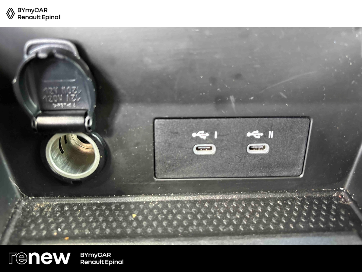 Renault Symbioz E-Tech full hybrid 145 — photo 20