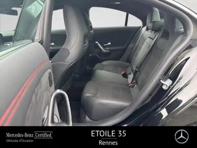 Mercedes Cla 200 d 150ch amg line 8g-dct — photo 11