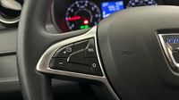 Dacia Duster 1.5 Blue dCi 115ch Essentiel 108g 4x2 - 19 — photo 25