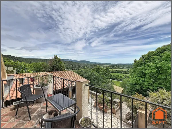 Maison de village avec vue exceptionnelle de 138m²