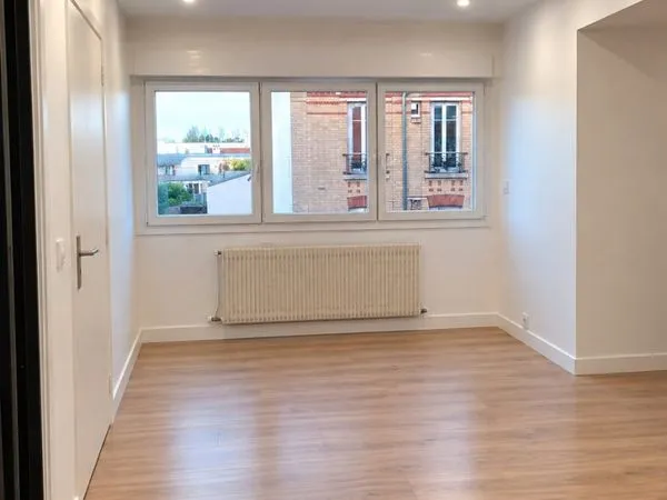 T2 Studio semi meubleesur Quartier Pasteur