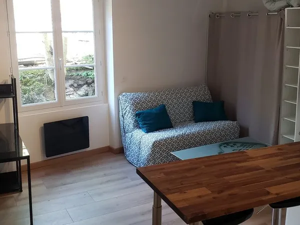 Studio équipé 20,23 m² - Blois hypercentre - DPE C - Vendu loué