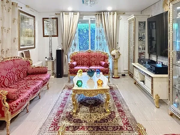 Maison 6 pièces 170 m²