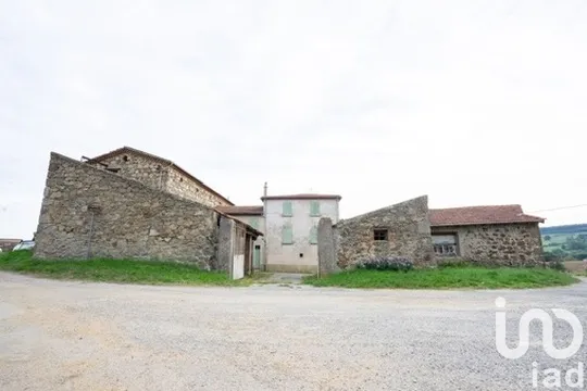 Maison 8 pièces 300 m²