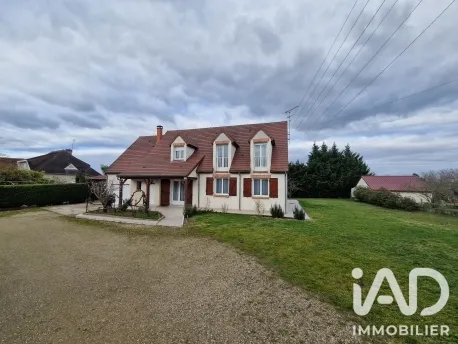 Maison 8 pièces 181 m²