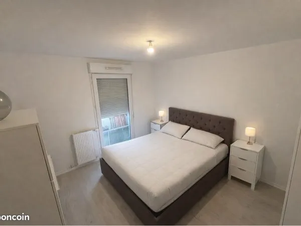 T2bis 48 m carré 6eme étage sud ouest balcon terrasse 8 m carré