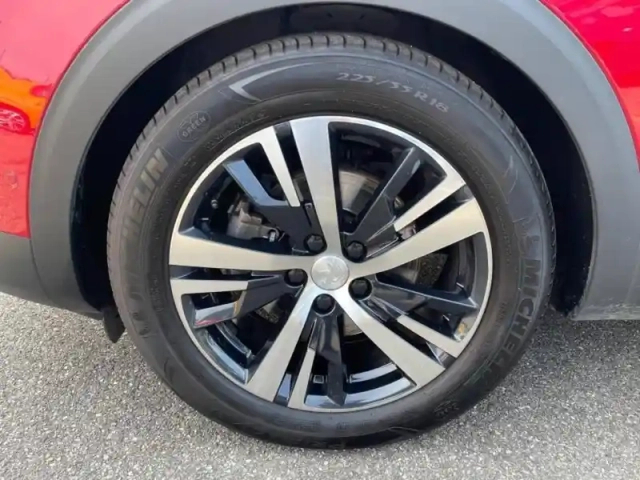 Peugeot 3008 1.2 puretech 130ch allure s&amp;s — photo 5