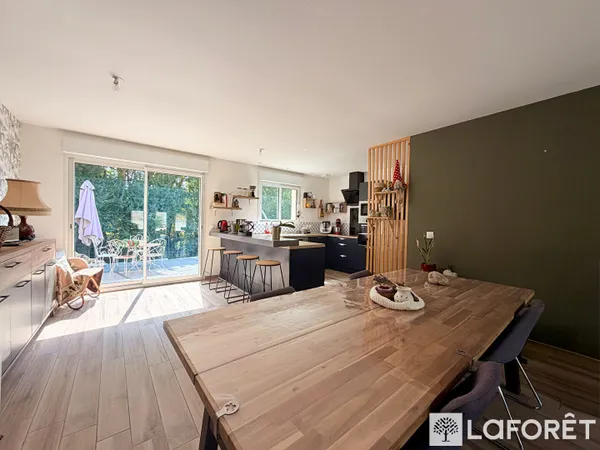 Maison 6 pièces 100 m²