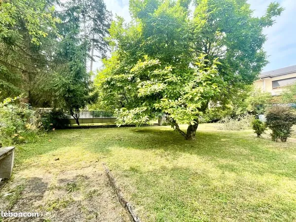 Terrain 594 m² Saint-Pierre-en-Faucigny
