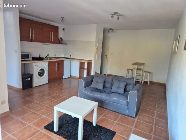 Location appartement meublé T2 Frontignan