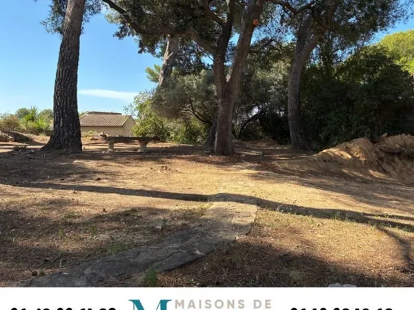Terrain 1 029 m² Allauch