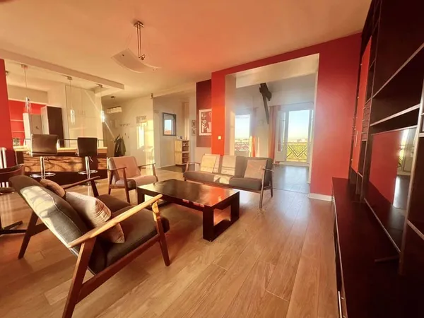 Appartement 6 pièces 100 m²