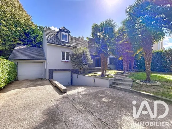 Maison 7 pièces 151 m²