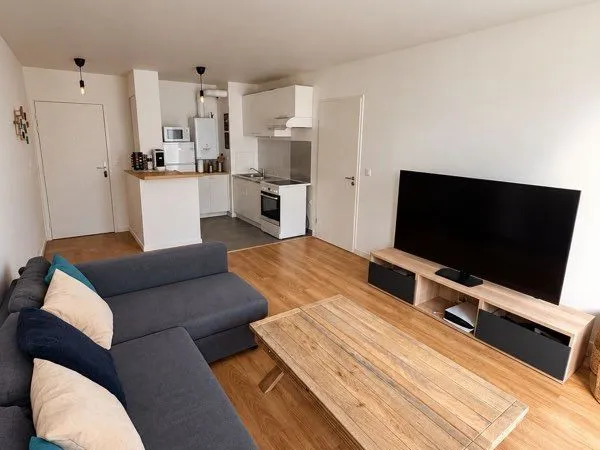 2 pièces 44,3 - 3ème - parking - 2020